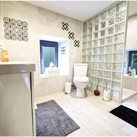 Guest house Les 2 Des De Capucine